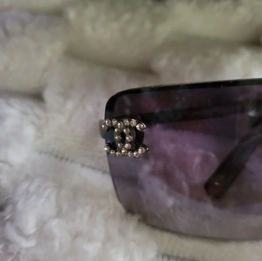 Elegant  Sunglasses - Picture 5 of 6